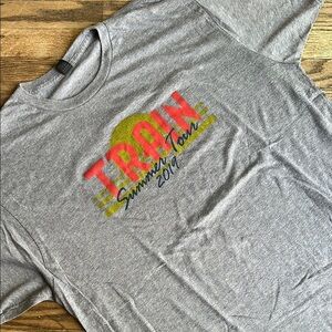 Gray Train Summer Concert Tour 2019 T-Shirt Men's XL EUC